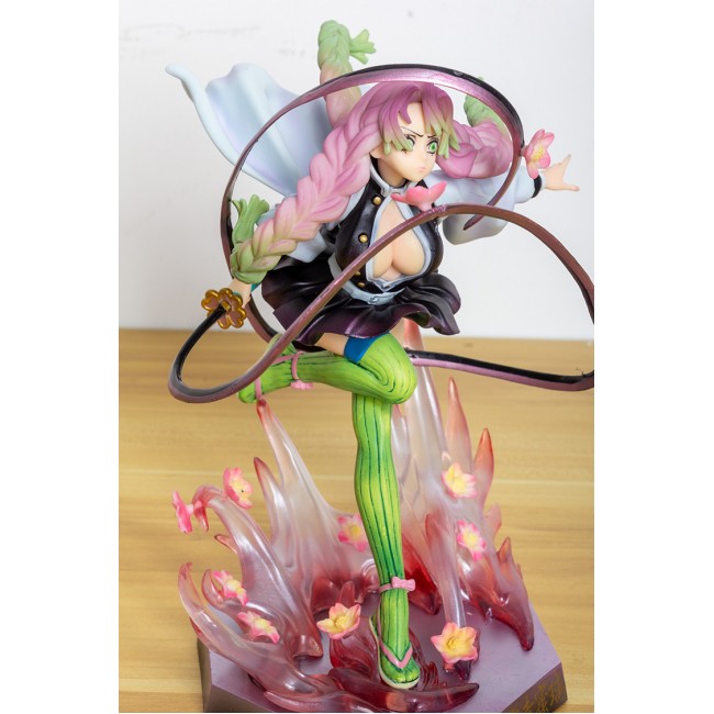 Demon Slayer Mitsuri Kanroji Figür - 21 cm